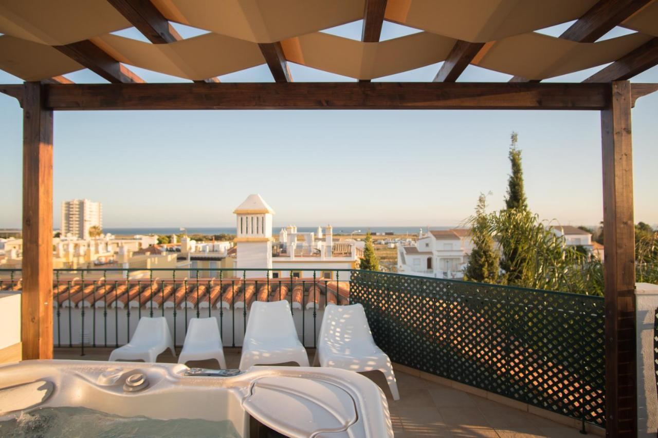 Villa Ria Rose, Alto Da Ria 23 - Jacuzzi And Beach 阿尔沃尔 外观 照片